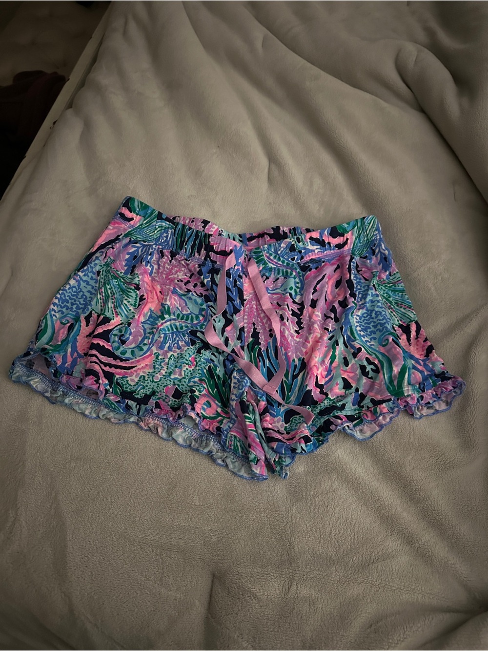 Lilly Pulitzer Pink Blue Green Ruffle Hem  Shorts